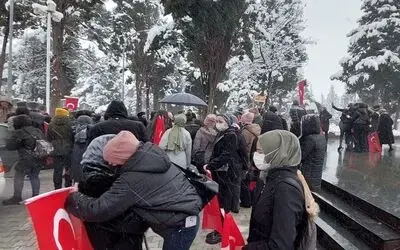Öğrencilerden şehit annesine yakın ilgi
