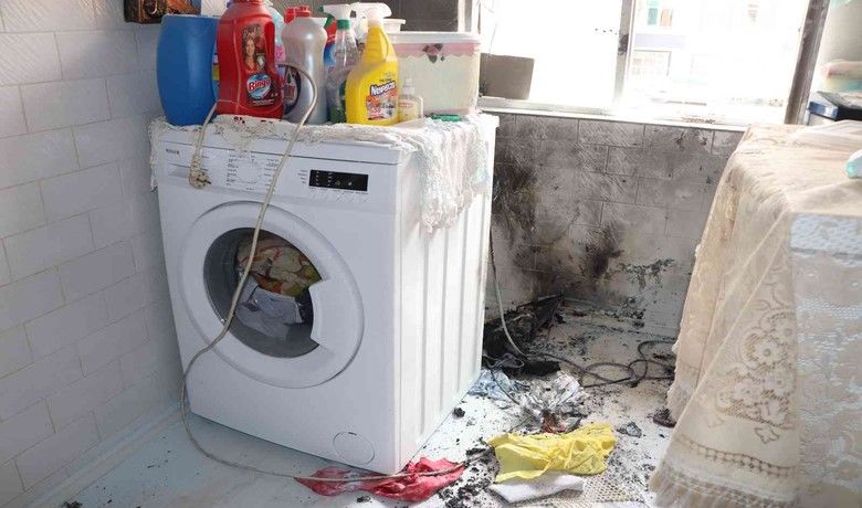 Çamaşır makinesi kablosu alev aldı: 1 yaralı
 - Samsun’da çamaşır makinesinin kablosunun alev alması sonucu bir kişi kollarından yanarak yaralandı.