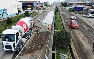 Kutlukent Bulvarı beton yolla yenileniyor
