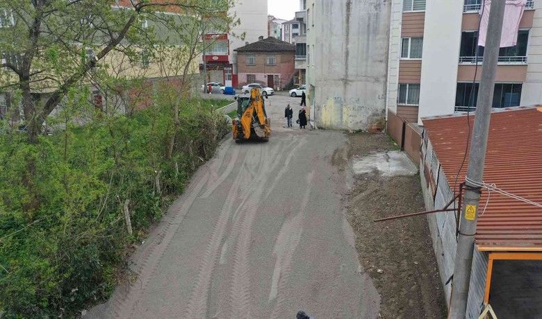 Bafra’da yol sorunları çözülüyor
 - Bafra Belediyesi Tabakhane Mahallesi Çakır Mahmut Caddesi ile Cumhuriyet Caddesi’ni birbirine bağlayacak olan bağlantı yolunu trafiğe açtı.