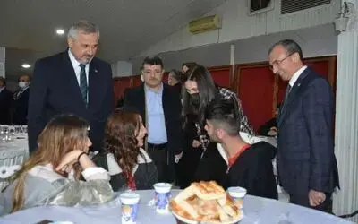 Samsun Valiliği, Roman vatandaşları iftarda ağırladı
