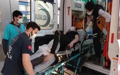 Silahlı saldırıda yaralandı, çöp konteynerinin arkasına sığınarak ölümden kurtuldu
