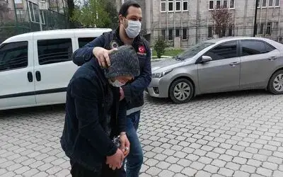 Motosiklet üzerinde uyuşturucuyla yakalanan 2 kişi tutuklandı
