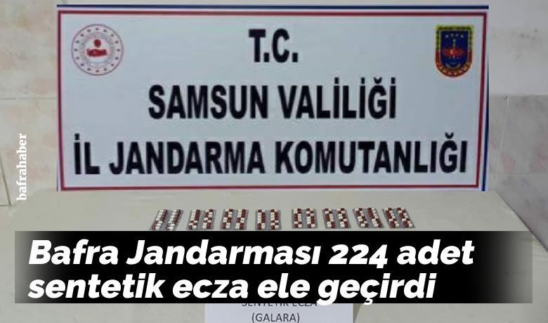 Jandarma ekipleri 224 adetsentetik ecza ele geçirdi - Samsun’un Bafra ilçesinde jandarma ekipleri takibe aldıkları araçta 224 adet sentetik ezca ele geçirdi.