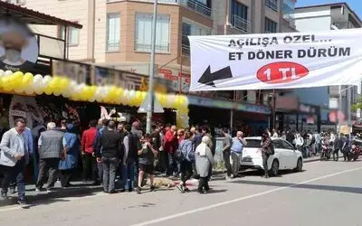 1 TL’lik döner izdihamı
