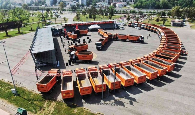 Samsun Büyükşehir Belediyesi araç filosuna 45 yeni kamyon
