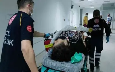 Silahlı saldırıya uğrayan karı-koca hastanelik oldu
