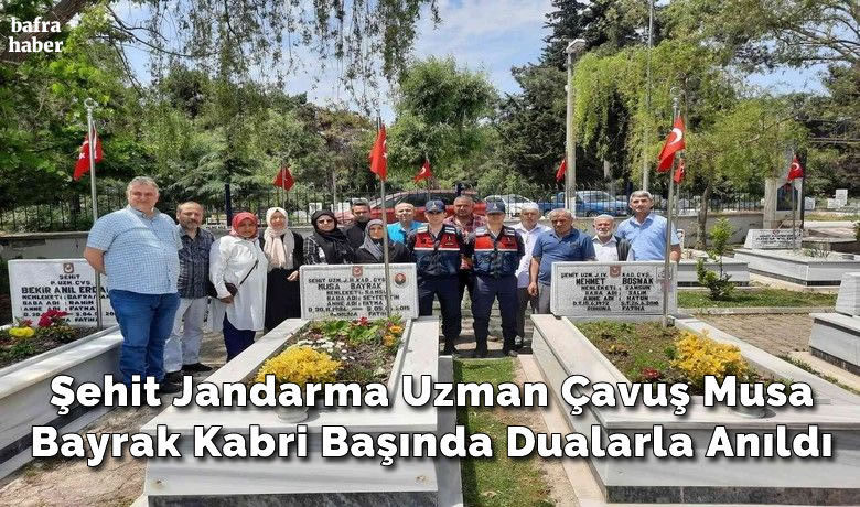 Şehit uzman çavuş kabri başında dualarla anıldı