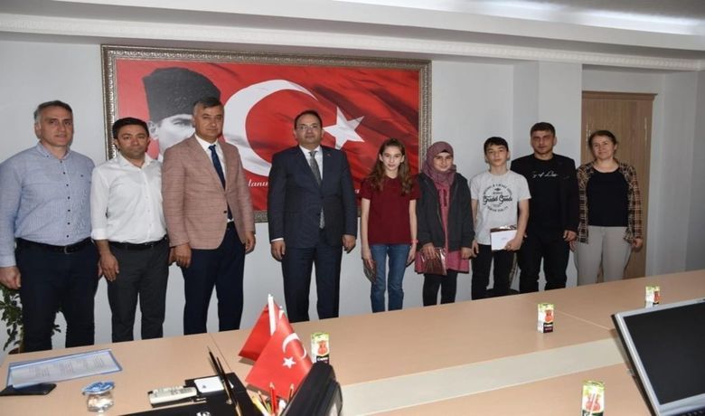 "Ödüllü Kitap Okuma Yarışması” ödül töreni