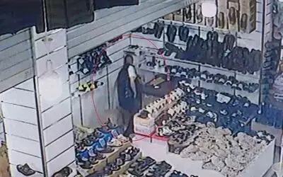 Samsun Yabancılar Çarşısı’nda iş yerinden para hırsızlığı kamerada
