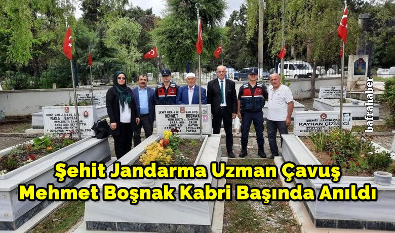 Şehit Jandarma Uzman ÇavuşMehmet Boşnak Kabri Başında Anıldı