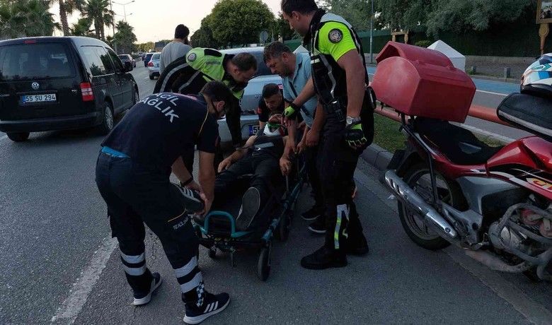 Samsun’da motosiklet ileotomobil çarpıştı: 1 yaralı - Samsun’da motosiklet ile otomobilin çarpışması sonucu meydana gelen trafik kazasında 1 kişi yaralandı.