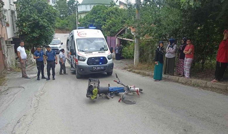 Otomobil ile çarpışanmotosiklet sürücüsü yaralandı - Samsun’un Bafra ilçesinde meydana gelen trafik kazasında otomobil ile çarpışan motosiklet sürücüsü yaralandı.