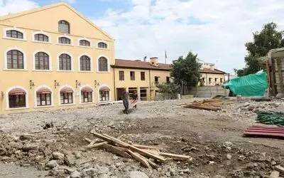 Meydan projesinde ilk yıkım tamam
