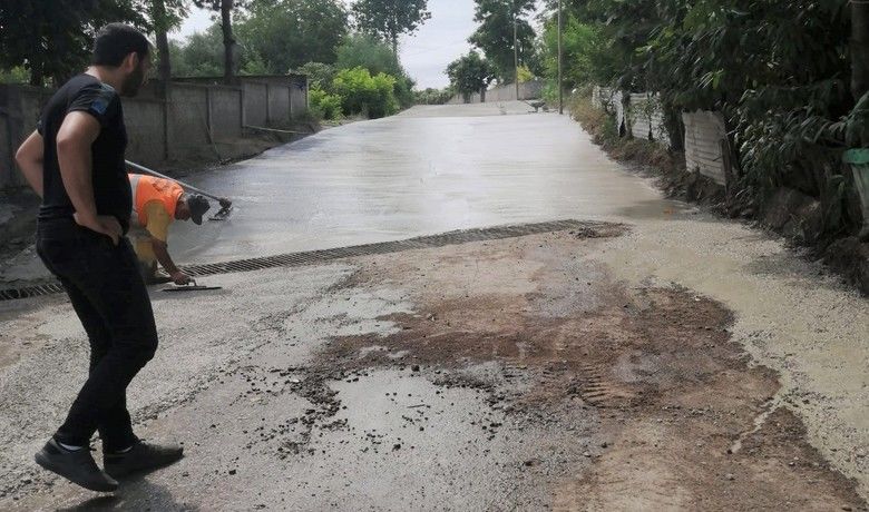 Aktekke’de beton yol sevinci
 - Kırsal mahallelerdeki yol yatırımlarını sürdüren Samsun Büyükşehir Belediyesi, Bafra ilçesine bağlı Aktekke Mahallesi’ndeki beton yol imalatını tamamladı. Yolu genişleterek temelini sağlamlaştıran belediye ekipleri, betonunu da kısa dökerek mahalle sakinlerinin büyük sevinç yaşamasına neden oldu.