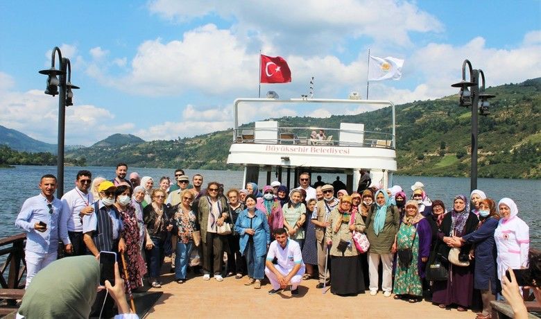 Yaşlılara ‘Saklı Cennet’ gezisi
 - Samsun’da yaşlılara yönelik Saklı Cennet Ayvacık gezisi düzenlendi.