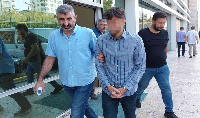 Samsun’da yasa dışı bahisten 1 kişi tutuklandı
 - Samsun’da siber polisinin takibi sonucu yasa dışı bahis olayıyla ilgili 1 kişi tutuklanırken, 1 kişi ise mahkemece adli kontrol şartıyla serbest bırakıldı.