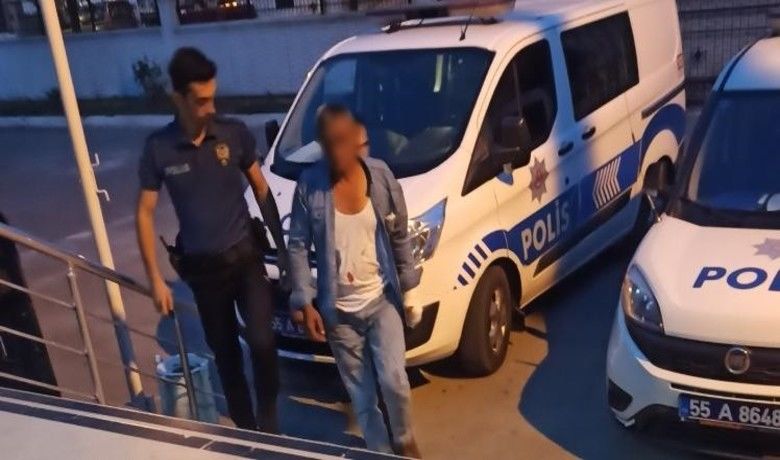 Bafra’da silahlı kavga: 1 yaralı
 - Samsun’un Bafra ilçesinde iki kişi arasında çıkan tartışmada 1 kişi silahla elinden vuruldu.