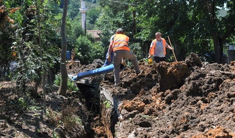 Samsun’da 3 ilçeye 4.6 milyonluk yatırım
 - Samsun Büyükşehir Belediyesi (SBB) Su ve Kanalizasyon İdaresi (SASKİ) Genel Müdürlüğü Alaçam, Kavak ve Salıpazarı ilçelerinin mahallelerinde içme suyu şebekesi yapımına başlayan SASKİ, toplam 17 kilometre uzunluğunda hat döşeyecek.