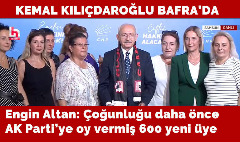 Kılıçdaroğlu, Chp’ye Katılan 630Kişiyi Temsilen Rozet Taktı - Engin Altan, “Çoğunluğu daha önce AK Parti’ye oy vermiş 600 yeni üye hayırlı olsun.” dedi.