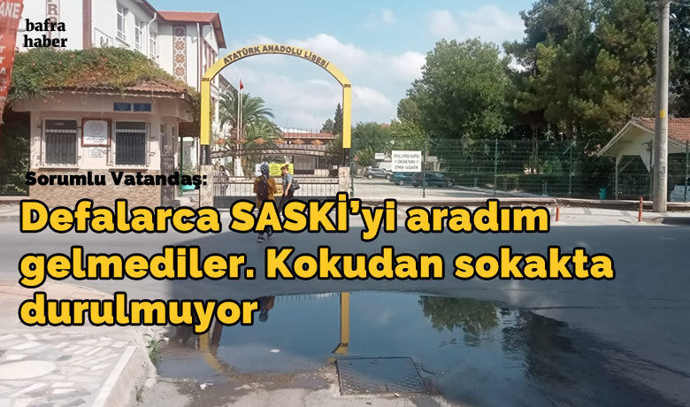 Lise Caddesi’nde Tıkalı Kanalizasyon!