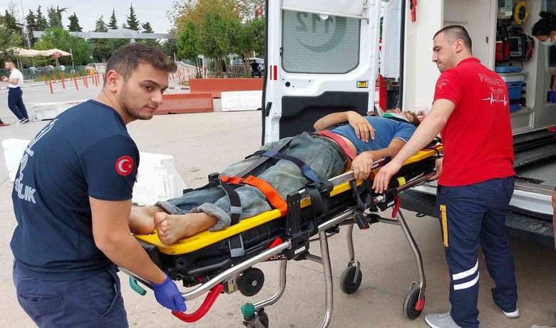 Hastane inşaatından düşen işçi yaralandı
 - Samsun’da çalıştığı hastane inşaatında iskeleden düşen işçi yaralandı.
