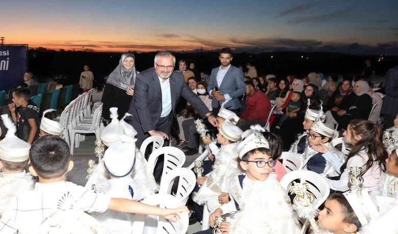 Bafra’da18. Geleneksel Sünnet Şöleni yapıldı - Bafra Belediyesi Geleneksel 18’inci Sünnet Şöleni’nde çocuklar gönüllerince eğlendi.