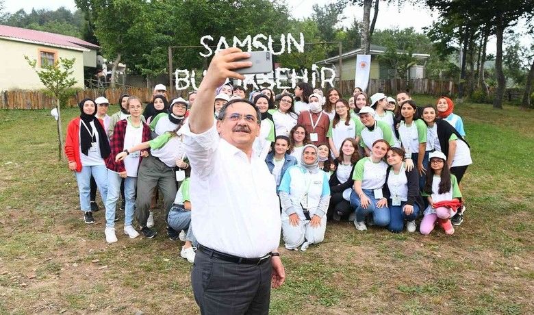 17 bin 224 genç Samsun’u keşfetti
 - Samsun Büyükşehir Belediyesi tarafından ‘Büyükşehir Gençlik Hareketi’ adıyla düzenlenen 2022 yaz dönemi faaliyetleri sona erdi. Etkinliklere toplam 17 bin 224 genç katıldı.
