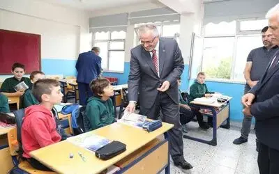 Başkan Kılıç’tan öğrencilere: “Hayallerinize ve hedeflerinize ulaşmak için çok çalışın”