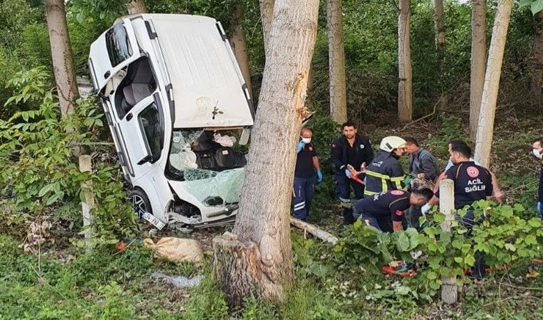Samsun’da trafik kazası: 4 yaralı
 - Samsun’da yoldan çıkan otomobilin ağaçlara çarptığı kazada 4 kişi yaralandı.