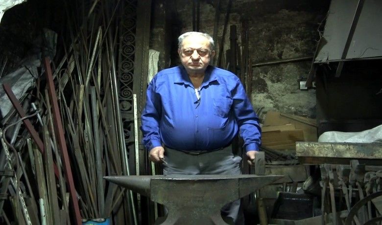 Son demir ustası
 - Samsun’da 55 yıldır demircilik yapan 71 yaşındaki İbrahim Germi, iş yerinde kendisinden sonra mesleği devam ettirecek kimsenin olmadığını söyledi.