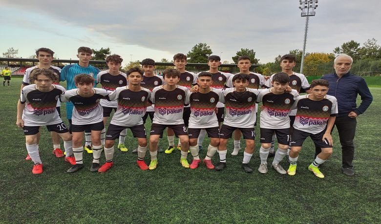 Bafra Mevlanaspor U 17 Şampiyonu  - Bafra Mevlanaspor D Grubu’nu birinci ve şampiyon olarak tamamladı.