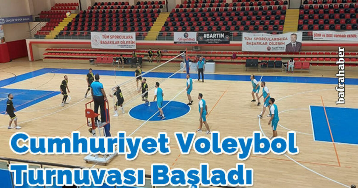 Cumhuriyet Voleybol Turnuvası Başladı