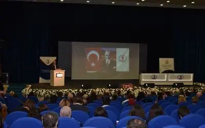 Rektör Ünal: “Radikal bir girişimde bulunmazsak yarın bizim için çok geç olacak”

