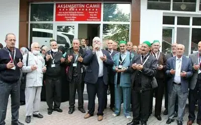Ümre kafilesi dualarla uğurlandı
