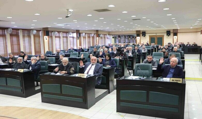 Samsun meclisi toplandı, 40madde komisyonlara havale edildi - Samsun Büyükşehir Belediye Meclisi 2023 yılı ilk toplantısında 40 gündem maddesi oylanarak ilgili komisyonlara havale edildi.