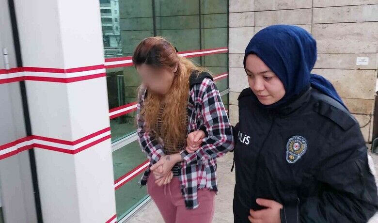 Genç kadın parakutusundan hırsızlıktan gözaltına alındı - İstanbul’dan geldiği Samsun’da girdiği evdeki para kutusundan para çaldığı iddia edilen 30 yaşındaki kadın, polis tarafından gözaltına alındı.