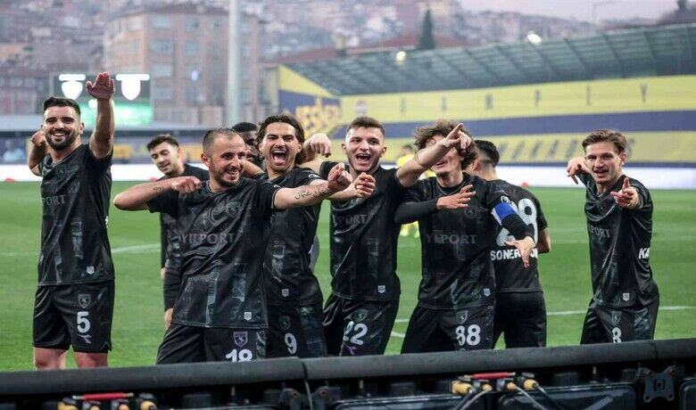 Samsunspor’un penaltı kabusu sona erdi
 - Spor Toto 1. Lig ekiplerinden Samsunspor, penaltı kabusuna 20 maç sonunda son verdi. Kırmızı-beyazlılarda bu sezon kazanılan 4’üncü penaltı, Zeki Yavru tarafından gole çevirdi.
