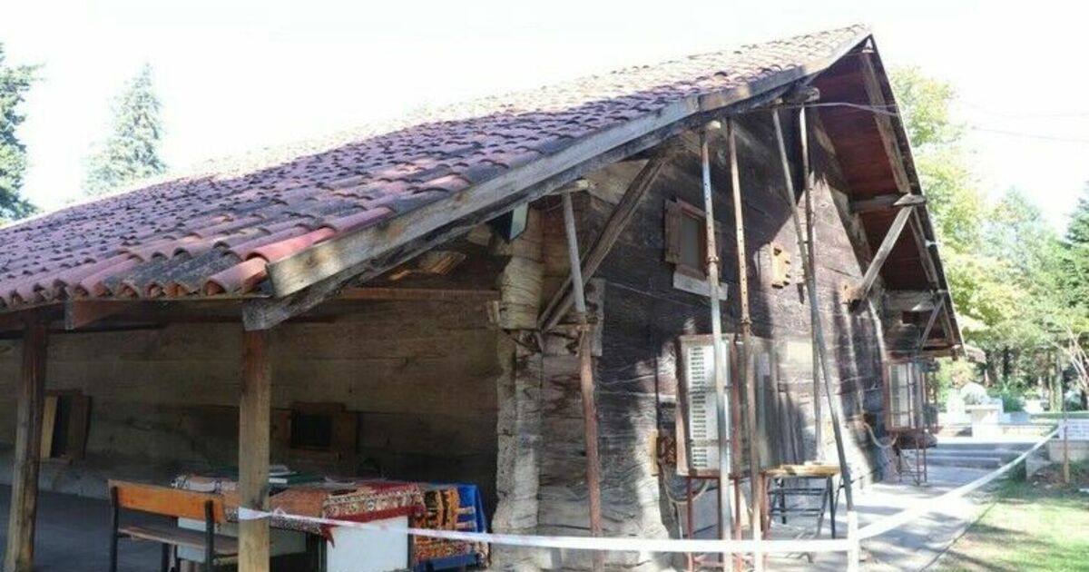 Tarihi camiler restore ediliyor

