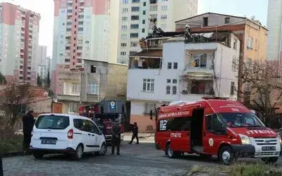 Çatı yangını korkuttu
