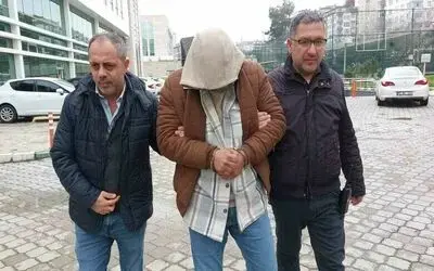 Depremzedenin bileziklerini çalan eski uzman çavuş tutuklandı
