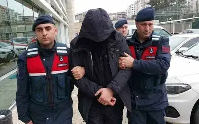 Samsun’da arasında suikast silahının da bulunduğu çok sayıda silahla yakalanan şahıs tutuklandı
