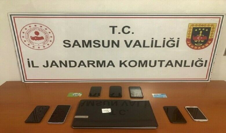 Mail order dolandırıcılığı: 8 gözaltı
 - Samsun, Ordu, Ankara ve Amasya’da başkalarına ait kredi kartlarını kullanarak mail order ödeme yöntemi ile 1,8 milyon TL dolandırdıkları tespit edilen organize suç örgütü mensubu 8 şüpheli yakalandı.