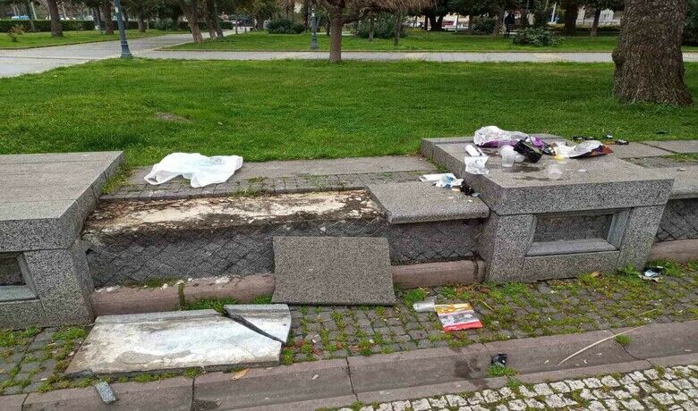 Samsun’a ’duyarlı’ ve ’duyarsız’ vatandaş örneği
 - Samsun’da ATM’de unutulan parayı polisi arayarak sahibine ulaştırılmasını sağlayan ’duyarlı’ vatandaş herkesin takdirini kazanırken, Anıtpark’a yiyecek atıklarını bırakan ve çevreye zarar veren ’duyarsız’ kişiler ise tepki çekti.