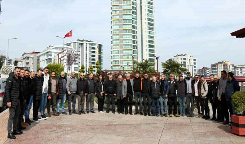 Samsunspor taraftargruplarından örnek birliktelik - SAMSUN (İHA) – Samsunspor taraftar gruplarının temsilcileri, basın açıklaması yaparak bu sezon mutlu sona ulaşacaklarını ifade ettiler.