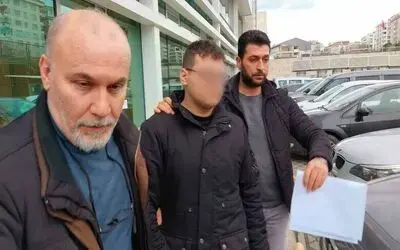 Okulda annesini öldüren çocuğun yargılanmasına başlandı: 39 yıla kadar hapis cezası istemi
