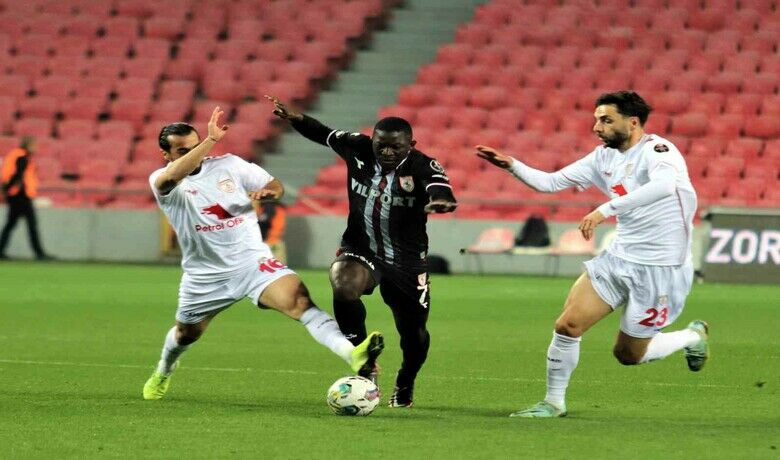 Spor Toto 1. Lig: Samsunspor: 2 - Altınordu: 0
 - Spor Toto 1. Lig’in 28. haftasında Samsunspor sahasında karşılaştığı Altınordu’yu 2-0 yenerek liderliğini sürdürdü.