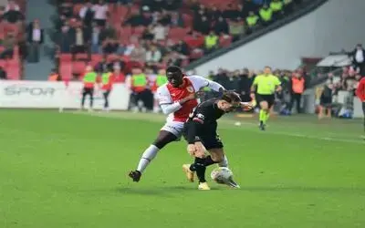 Spor Toto 1. Lig: Samsunspor: 4 - Pendikspor: 2

