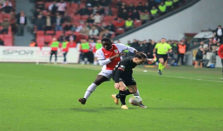 Spor Toto 1. Lig: Samsunspor: 4 - Pendikspor: 2
 - Spor Toto 1. Lig’in 30. haftasında Samsunspor sahasında karşılaştığı Pendikspor’u 4-2 yenerek liderliğini sürdürdü.