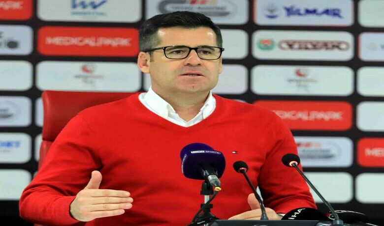 Samsunspor - Pendikspor maçının ardından
 - Pendikspor maçının ardından teknik direktörler Hüseyin Eroğlu ve Osman Özköylü karşılaşmayı değerlendirdiler.